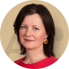 Елена Русинова